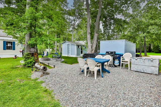 100-102 Tucker Shore Road, Belmont, NH 03220