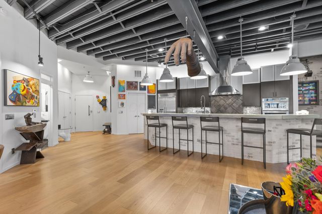 17 W 3rd Avenue, 213, Columbus, OH 43201