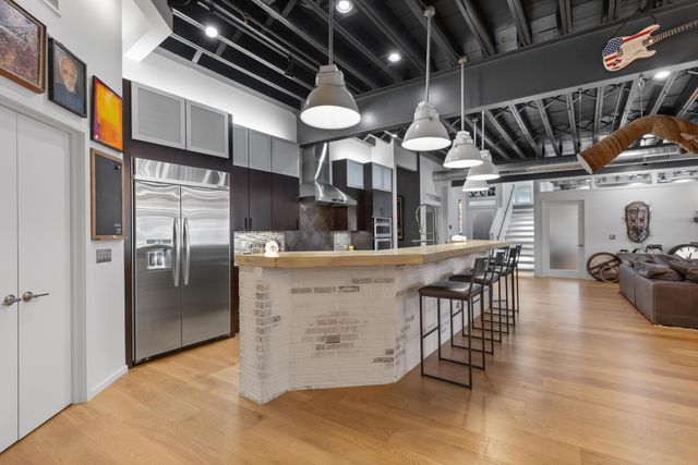 17 W 3rd Avenue, 213, Columbus, OH 43201