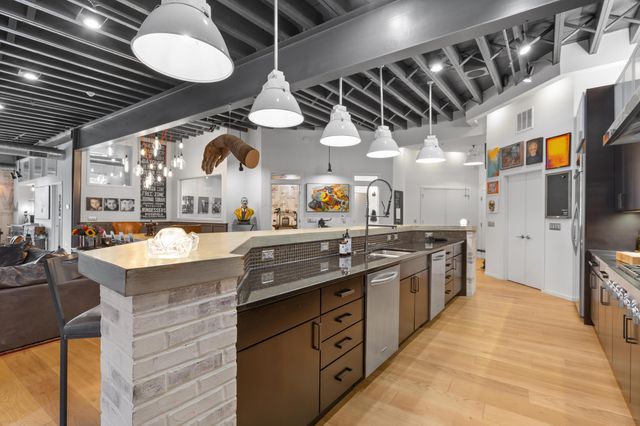 17 W 3rd Avenue, 213, Columbus, OH 43201