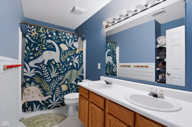 6808 Harriet Drive, Indianapolis, IN 46237