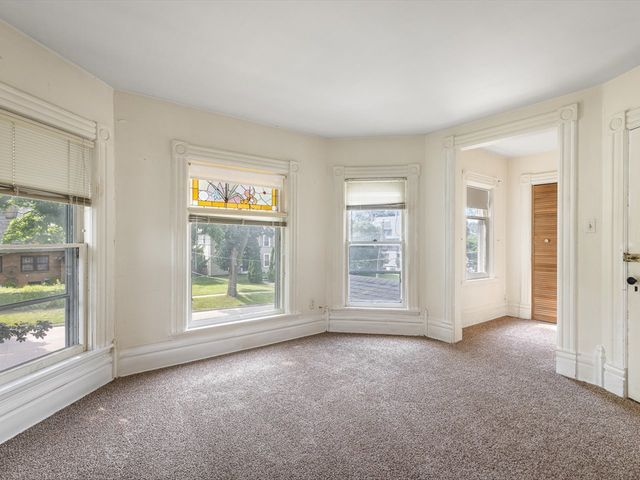 924 PEARL Street, Belvidere, IL 61008