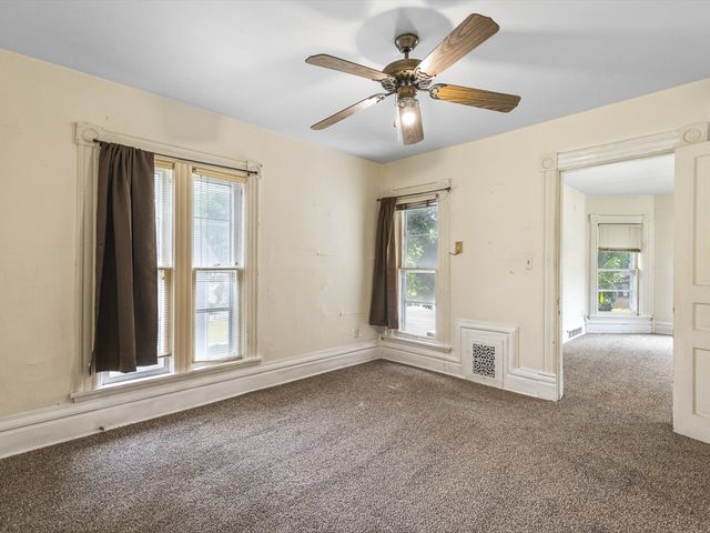 924 PEARL Street, Belvidere, IL 61008