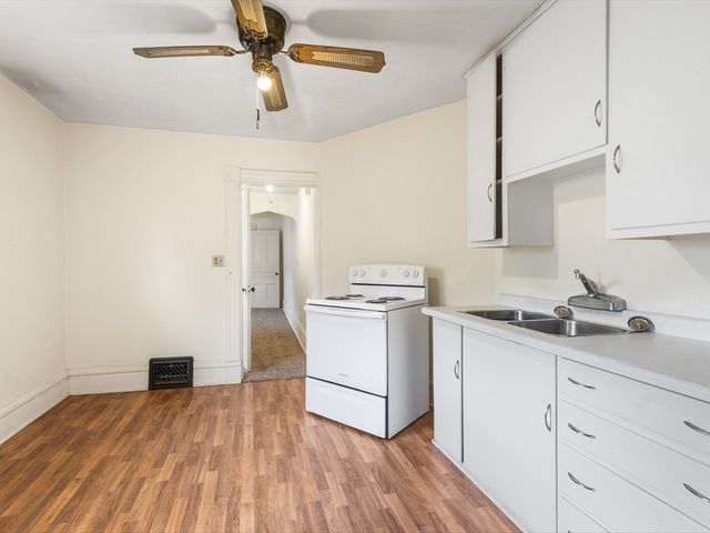 924 PEARL Street, Belvidere, IL 61008