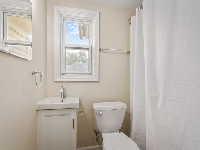 924 PEARL Street, Belvidere, IL 61008