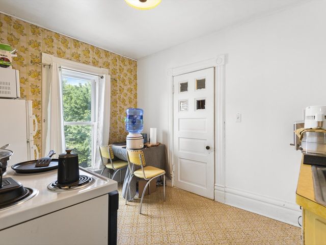 924 PEARL Street, Belvidere, IL 61008