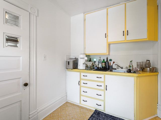 924 PEARL Street, Belvidere, IL 61008