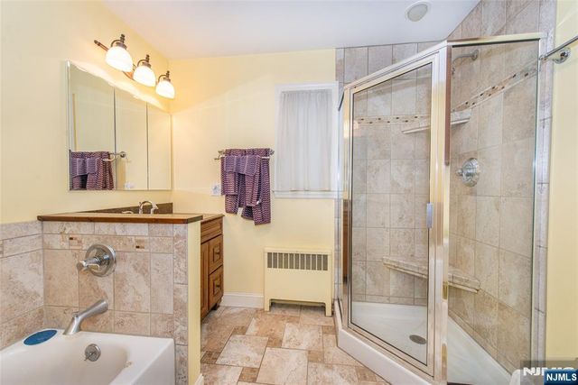 464 Dorchester Road, Ridgewood, NJ 07450