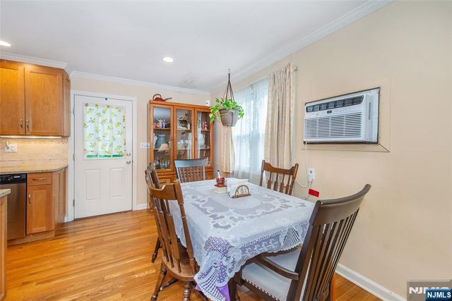 464 Dorchester Road, Ridgewood, NJ 07450