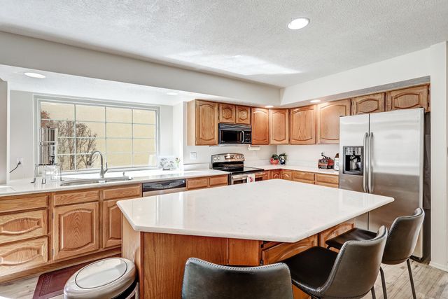 7932 Woodridge Drive NE, Albuquerque, NM 87109