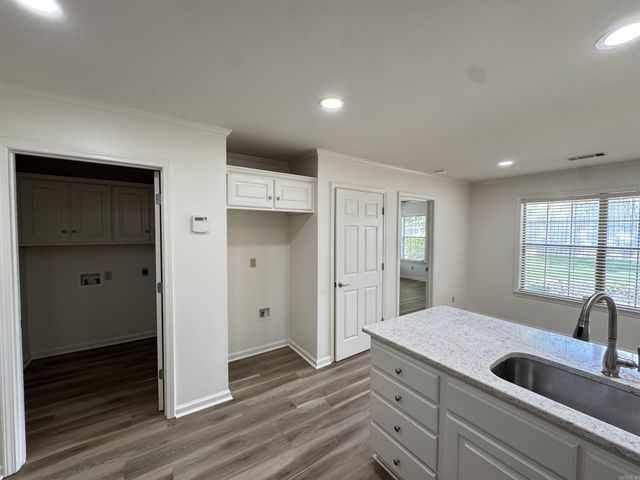 1222 Pinnacle Dr, Jacksonville, AR 72076