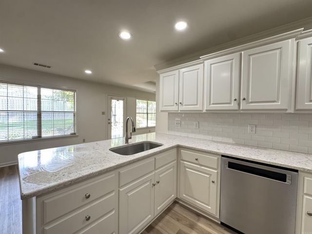 1222 Pinnacle Dr, Jacksonville, AR 72076