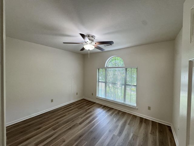 1222 Pinnacle Dr, Jacksonville, AR 72076