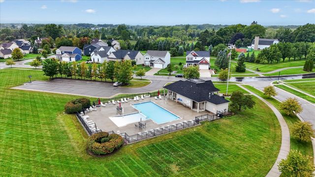 10019 Mulberry Lane, Grand Blanc, MI 48439
