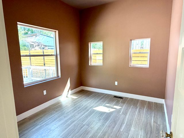 633 E 300 S, Salt Lake City, UT 84102