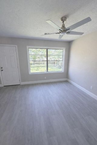 8115 Redfern Drive, Houston, TX 77033