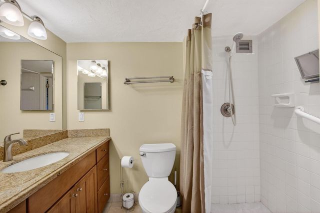 145 S Ocean Avenue 219, Palm Beach Shores, FL 33404