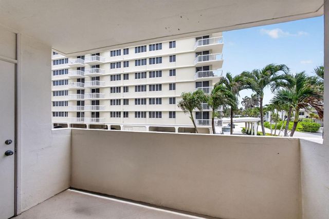 145 S Ocean Avenue 219, Palm Beach Shores, FL 33404