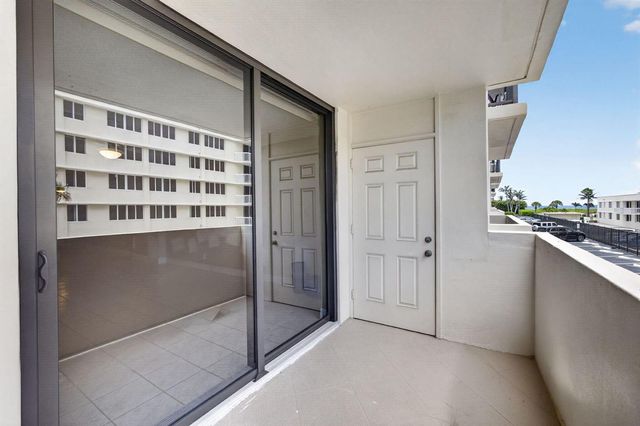 145 S Ocean Avenue 219, Palm Beach Shores, FL 33404