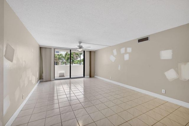 145 S Ocean Avenue 219, Palm Beach Shores, FL 33404