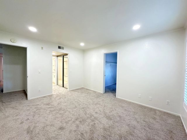 7560 Eads Ave 11, San Diego, CA 92037