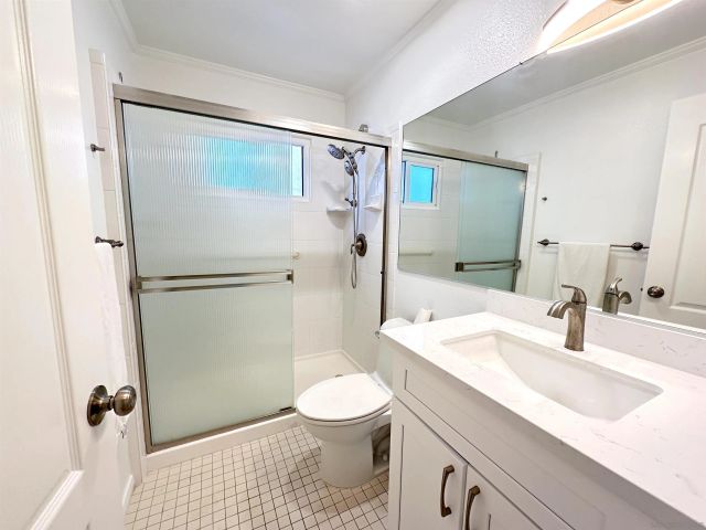 7560 Eads Ave 11, San Diego, CA 92037