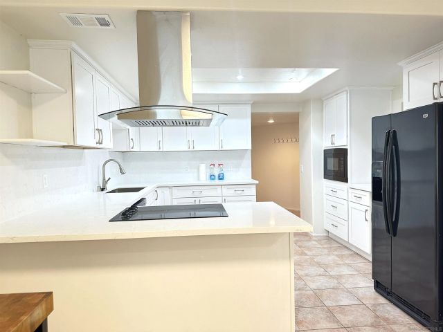 7560 Eads Ave 11, San Diego, CA 92037