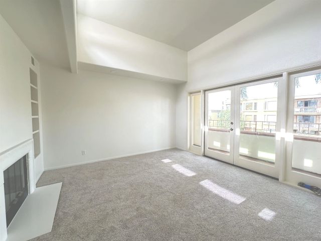 7560 Eads Ave 11, San Diego, CA 92037