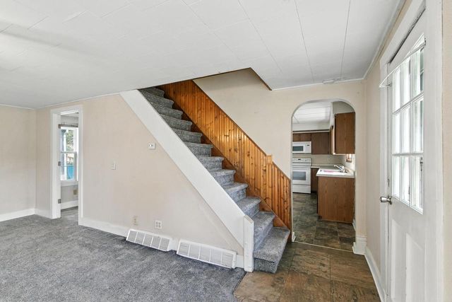 230 E Carroll Street, Portage, WI 53901
