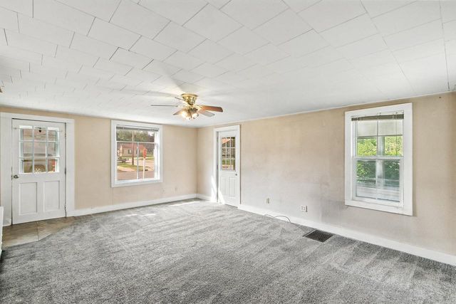 230 E Carroll Street, Portage, WI 53901