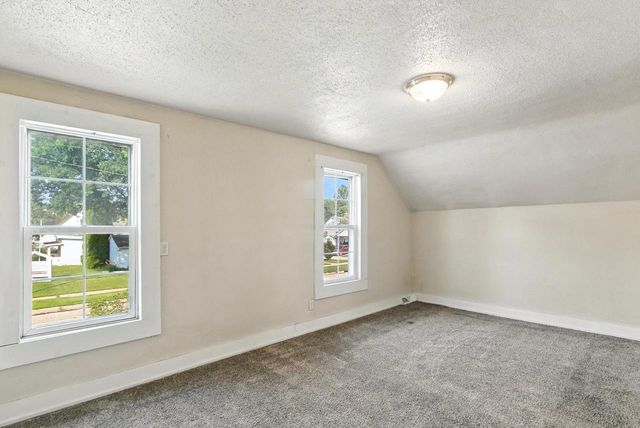 230 E Carroll Street, Portage, WI 53901