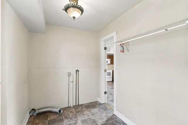 230 E Carroll Street, Portage, WI 53901