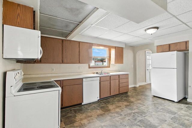 230 E Carroll Street, Portage, WI 53901