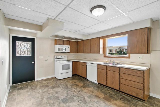 230 E Carroll Street, Portage, WI 53901