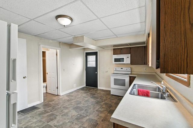 230 E Carroll Street, Portage, WI 53901