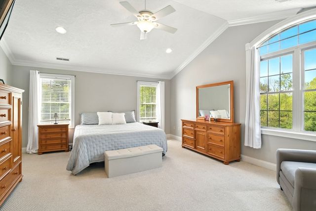8 Pheasant Run, Belchertown, MA 01007