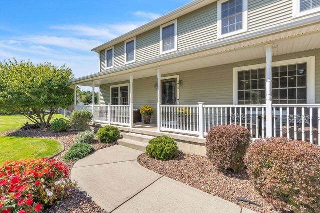8 Pheasant Run, Belchertown, MA 01007