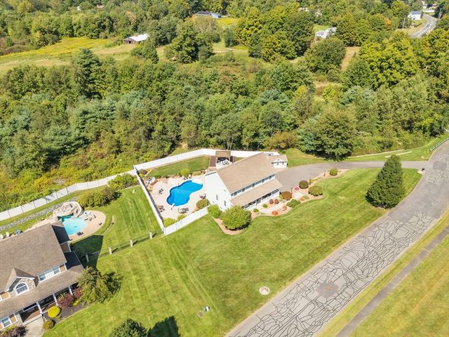 8 Pheasant Run, Belchertown, MA 01007