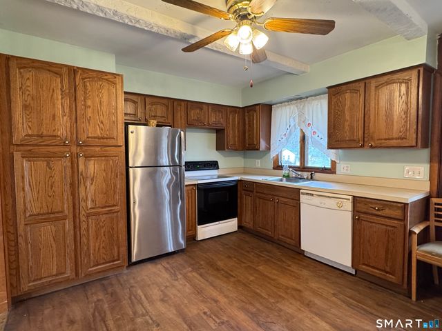 105 Ursini Drive, Hamden, CT 06514