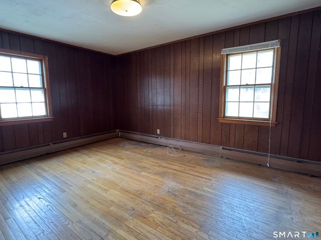 105 Ursini Drive, Hamden, CT 06514