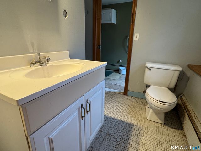 105 Ursini Drive, Hamden, CT 06514