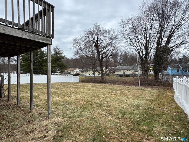 105 Ursini Drive, Hamden, CT 06514