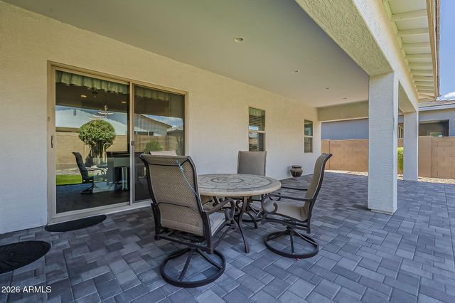 14114 W SMOKETREE Drive, Surprise, AZ 85387