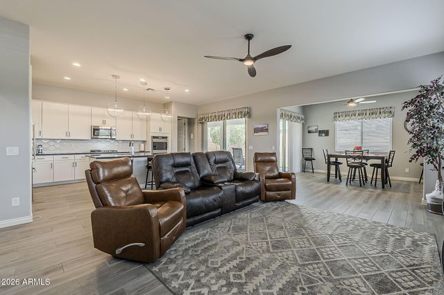 14114 W SMOKETREE Drive, Surprise, AZ 85387