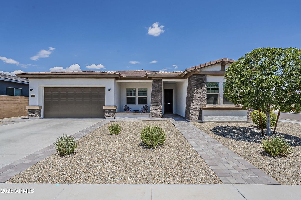 14114 W SMOKETREE Drive, Surprise, AZ 85387