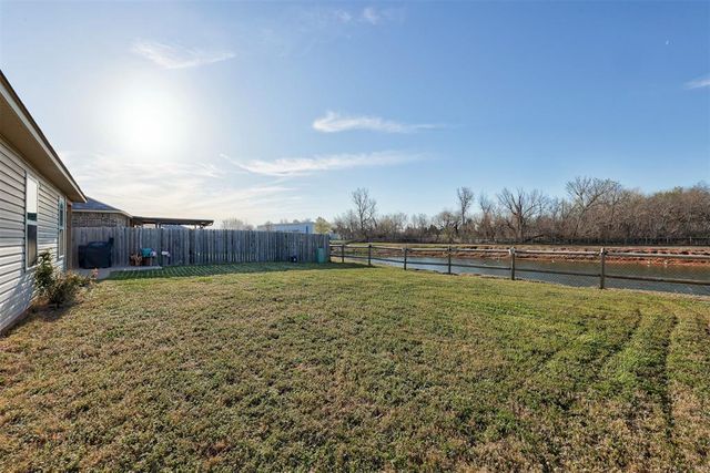 1812 W Antler Way, Mustang, OK 73064