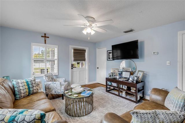 1872 BISCAYNE DRIVE, Winter Park, FL 32789