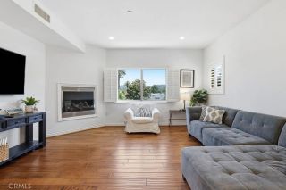 11504 Moorpark Street 203, Studio City, CA 91602