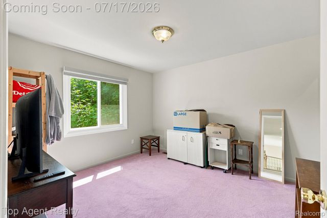 42316 Locklin Drive, Sterling Heights, MI 48314