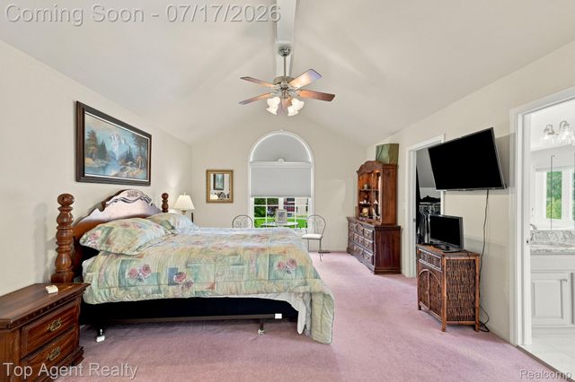 42316 Locklin Drive, Sterling Heights, MI 48314